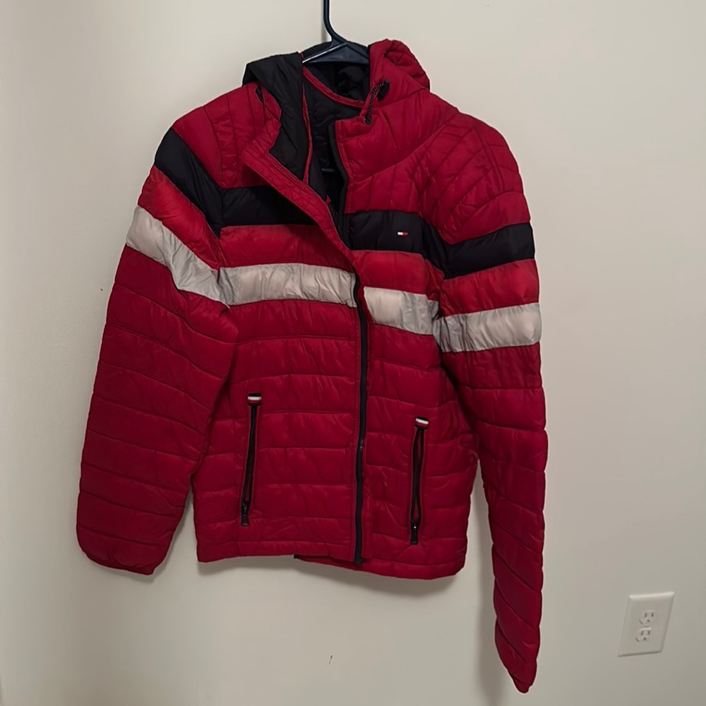 Men’s Tommy Hilfiger puffer jacket size sm